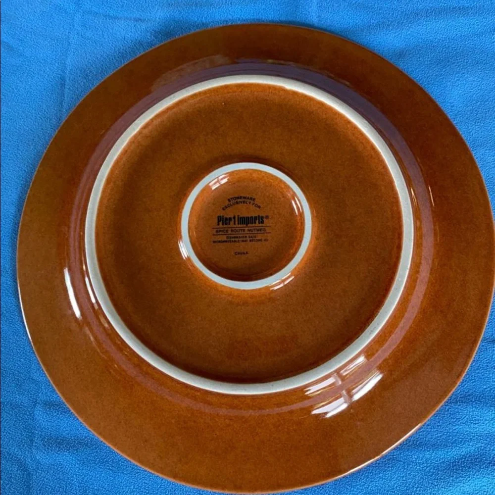 Pier 1 Spice Route Nutmeg Dinner and Salad Plate Set